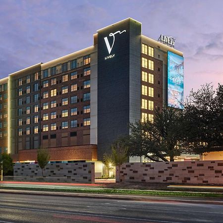 Lively Hotel On Oak Oklahoma City, Tapestry By Hilton Esterno foto
