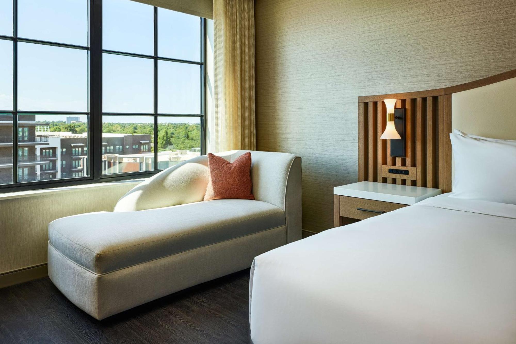 Lively Hotel On Oak Oklahoma City, Tapestry By Hilton Esterno foto